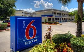 Motel 6-Bradenton, FL